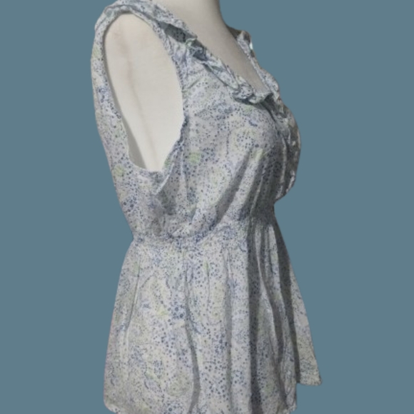 NWOT Romy Blue and White Floral Ruffle Blouse Gathered At Waste Size XL - Picture 3 of 10